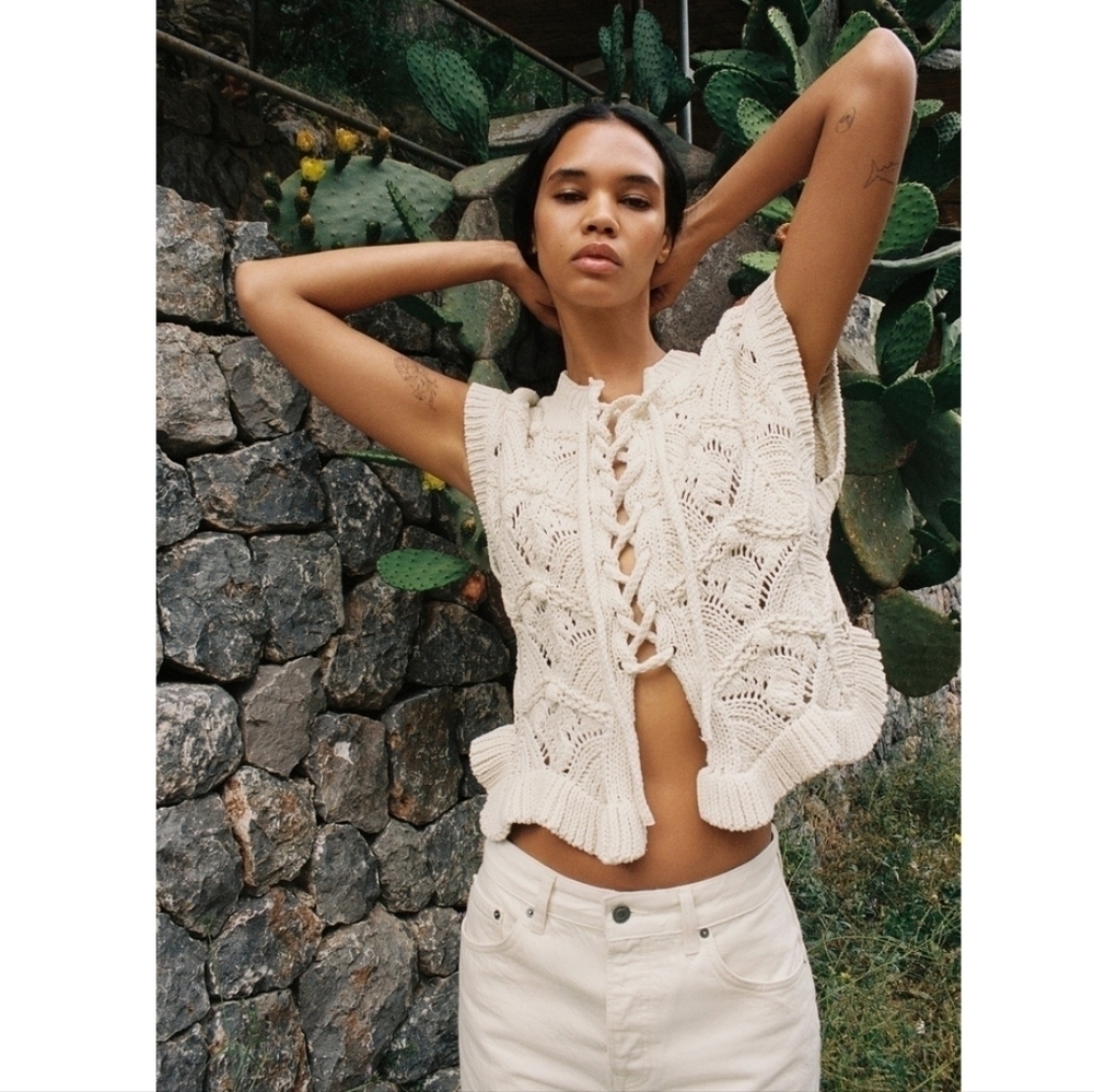 NWT Zara Ruffled Crochet Drawstring Top Cream XS Flounce Hem Tie Front Closure